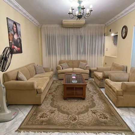 New Cozy Apartment 5 Minutes Away From Cairo Airport And All Amenties Extérieur photo
